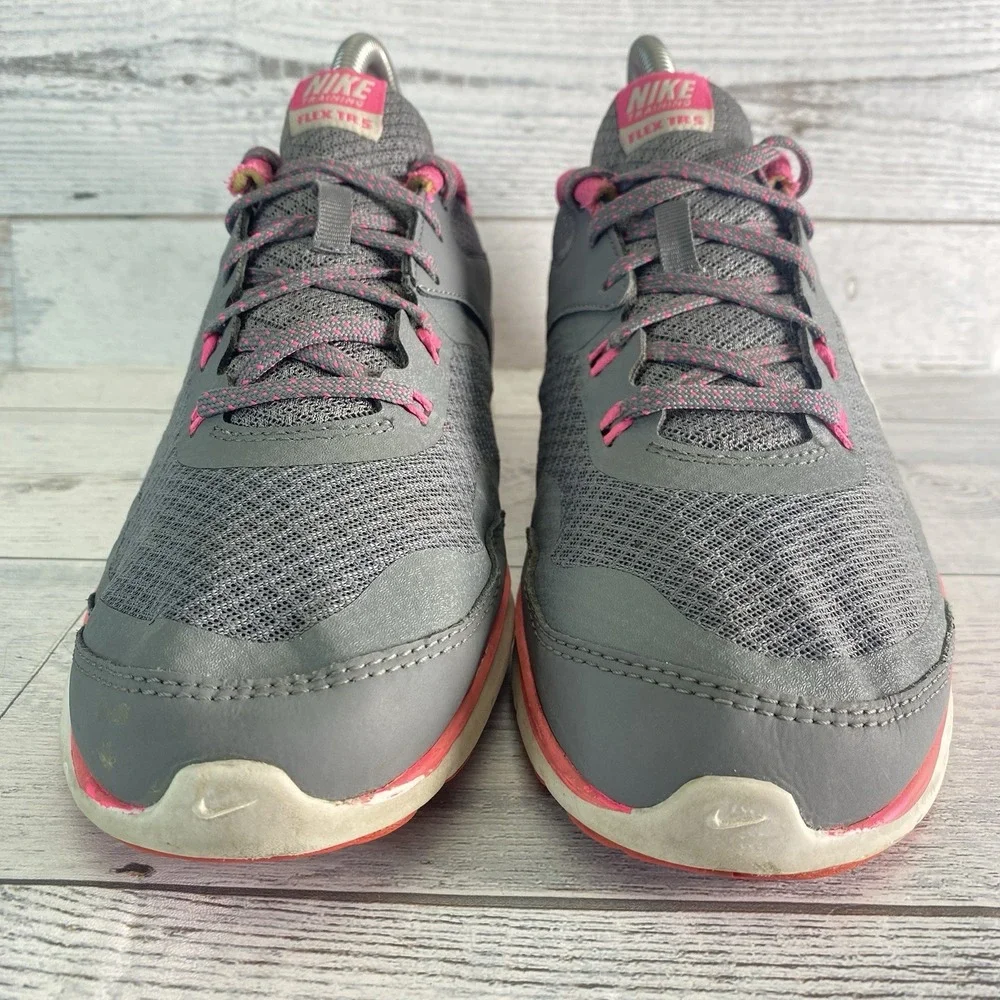 Nike Flex Trainer 5 Shoes Womens 7.5 Gray Pink Running Comfy Sneakers 724858-003
